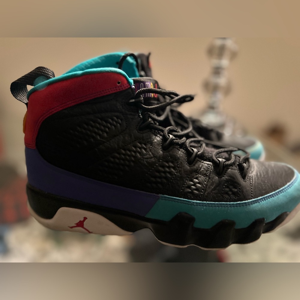 Air Jordan 9 Retro